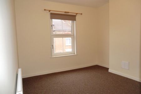 Cromwell Street, Coventry - - Photo 4