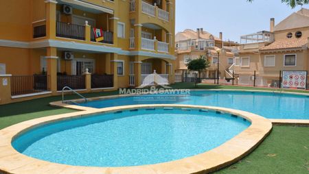 2 Bedroom Apartment in Torrevieja for rent - Photo 2