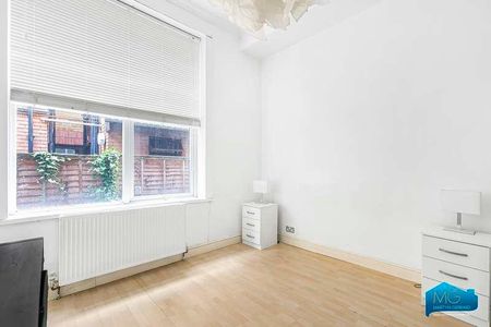 Woodside Park Road, North Finchley, London, N12 - Photo 5