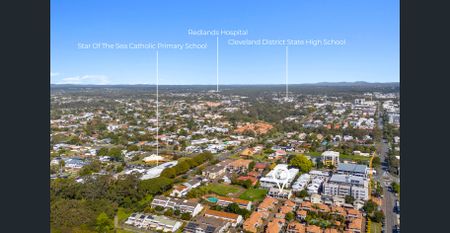 Cleveland townhouse - New Carpets - Great Location - Photo 5