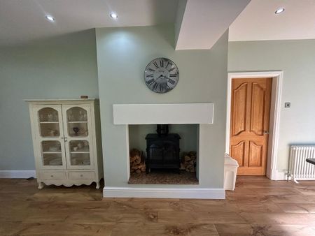 5 bedroom house to rent - Photo 2