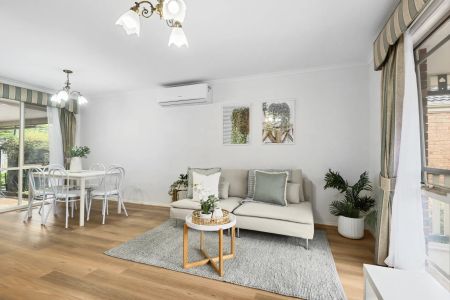 Perfect family proportions in the exclusive 'Croydon Hills' pocket - Photo 3