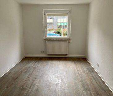 Perfekt für Sie – 3-Zimmer mit Balkon und Fassadenvollwärmeschutz - Photo 2