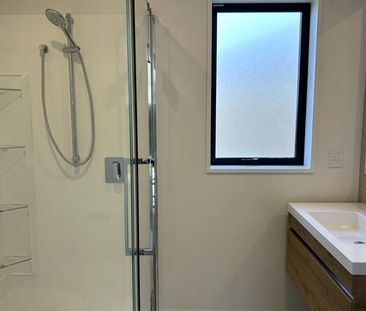 New 4 Bedroom Home - Photo 1