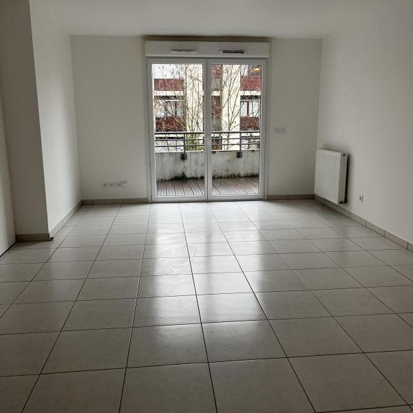APPARTEMENT TYPE 3 68m2 VOIRON - Photo 1