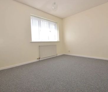 Bayvil Close, Murdishaw, Runcorn, WA7 6RE - Photo 4