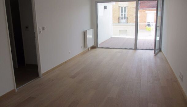 Appartement 1 pièces 40m2 REIMS 595 euros - Photo 1