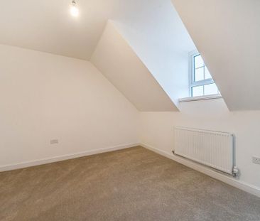 3 bedroom end of terrace house to rent - Photo 6