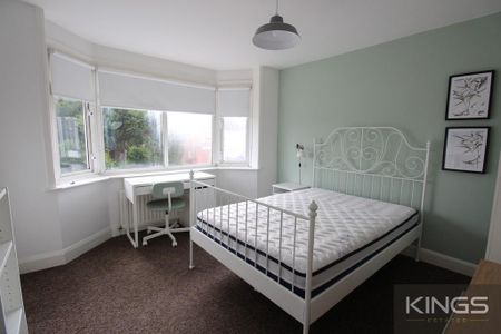 5 bedroom terraced house to rent - Photo 5