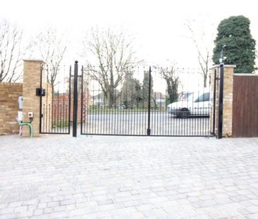 2 bedroom flat to rent - Photo 6