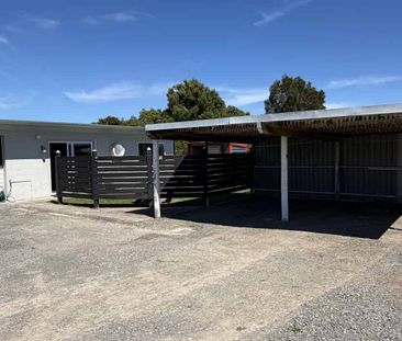 Spacious Three-Bedroom Home with Easy Living - Photo 5