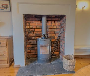 3 bedroom terraced house to rent - Photo 5