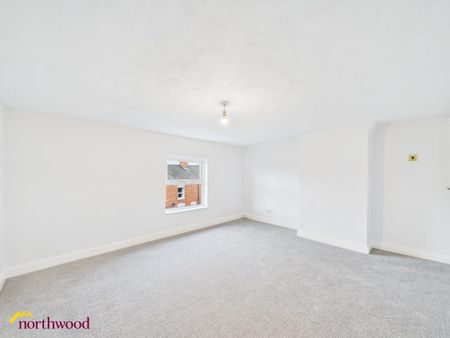 2 bedroom maisonette to rent - Photo 3