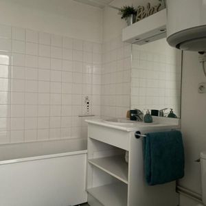 Studio à louer à SAINT ETIENNE - Photo 3