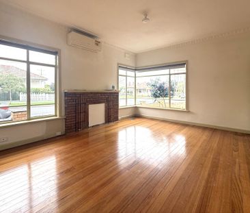 Low Maintenance Home! - Photo 2