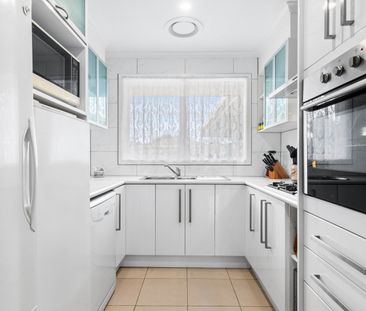 Great Family Home on a large block! - Photo 2