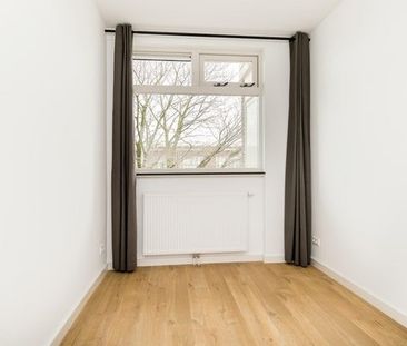 1055TH, Amsterdam - Photo 2