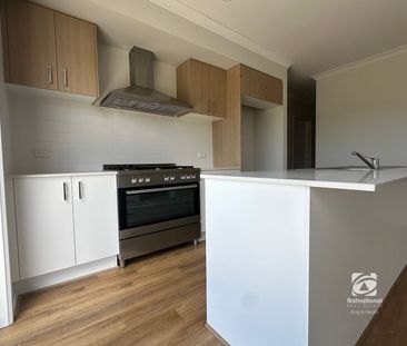 MODERN FAMILY HOME - Photo 6