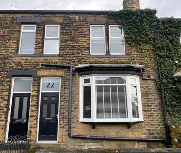 Sunnybank Avenue, Horsforth, - Photo 1