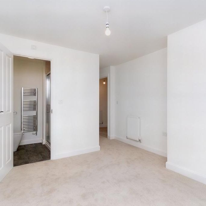 3 bedroom detached house to rent - Photo 1