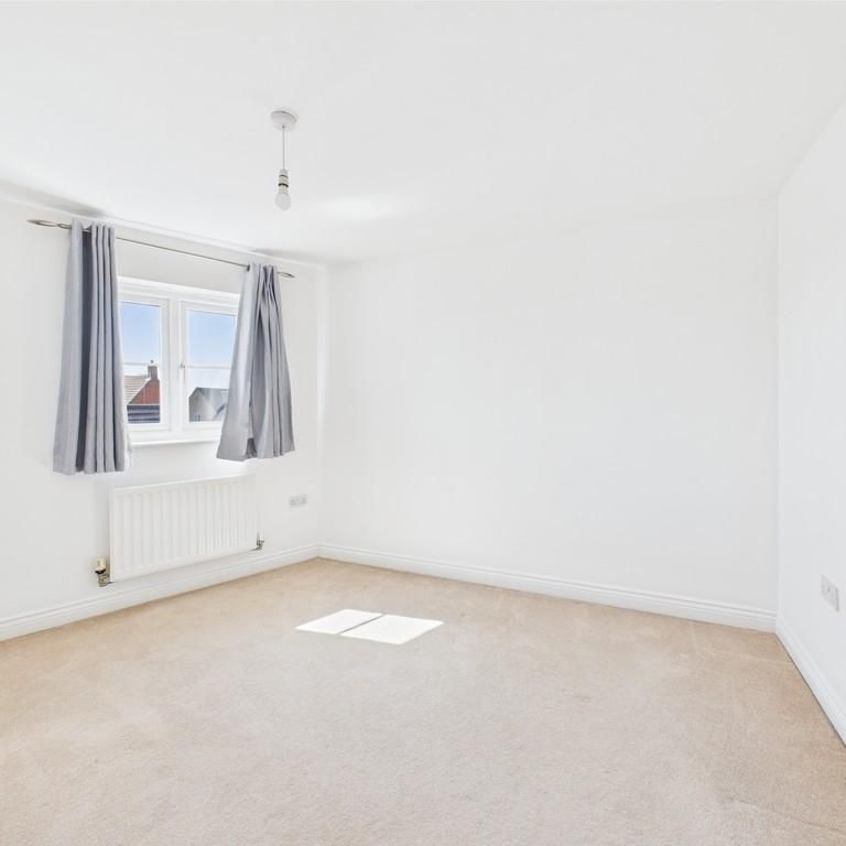 4 bedroom townhouse to rent - Photo 1
