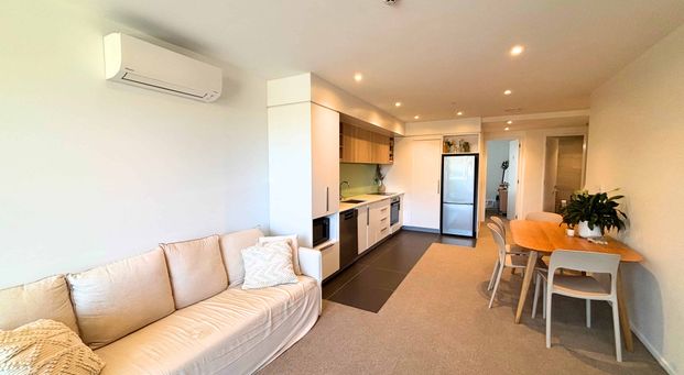 Furnished & ready to move in! - Photo 1