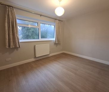 Thorncroft - Photo 5