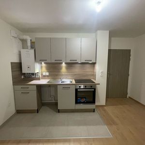 Location Appartement 2 pièces 40m² - Photo 2