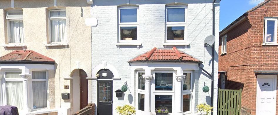 2 bedroom semi-detached house to rent - Photo 1