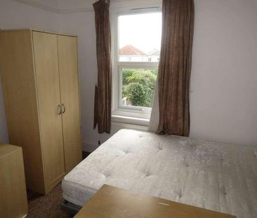 Bedroom Detached House In Winton, BH9 - Photo 4