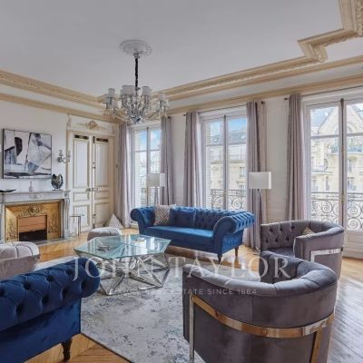 Appartement à louer à Paris 8Ème - Photo 1