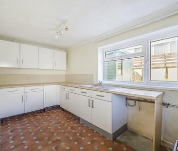 2 bedroom semi-detached house to rent - Photo 2