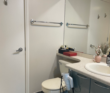 Condo in Downtown Vancouver, BC - Photo 4