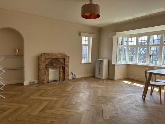 3 bedroom flat to rent - Photo 1