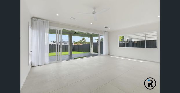 Where refined elegance meets everyday ease - Photo 1