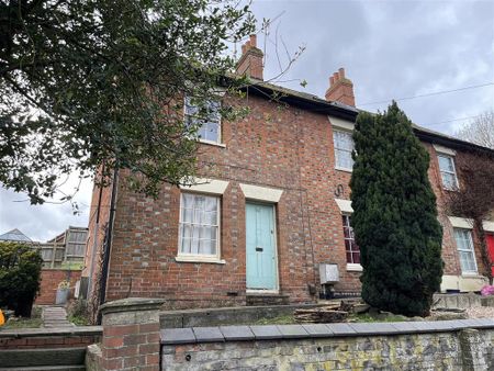 2 bedroom terraced house to rent - Photo 5