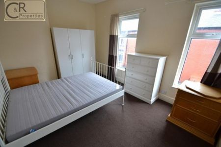 3 bedroom terraced house to rent - Photo 4