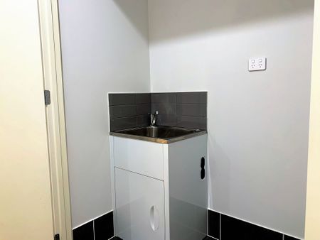 Charming 1 Bedroom Granny Flat - Photo 3