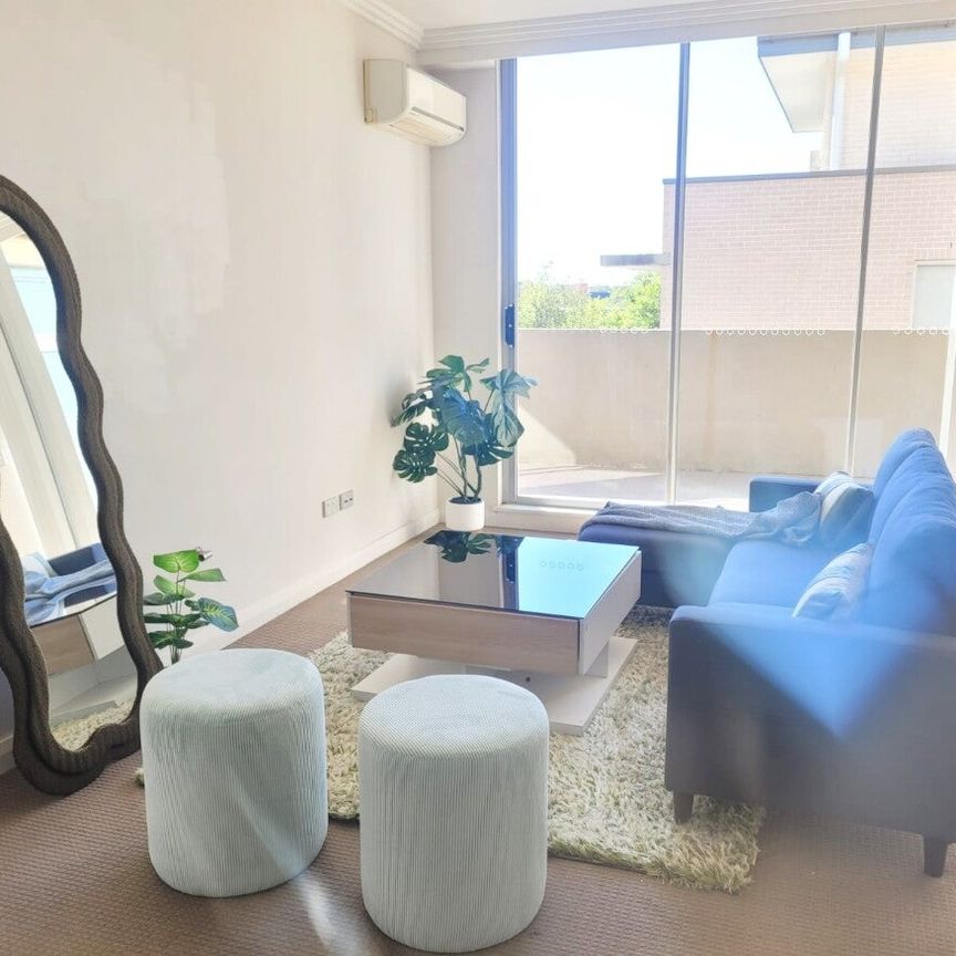 Homebush West - Photo 1