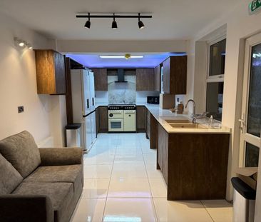 Room in a Shared House, Leopold Road, L7 - Photo 3