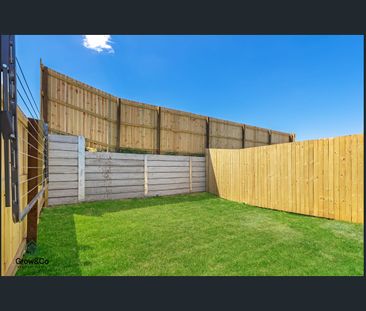 12B Georgia Street, Flinders View, Qld 4305 - Photo 1