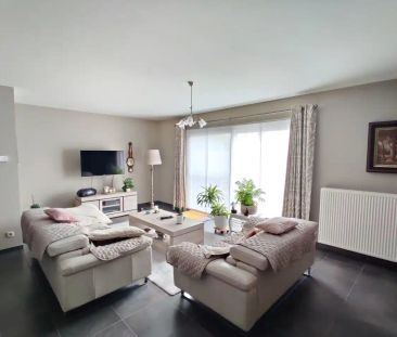 Ruim gelijkvloersappartement met 2 slaapkamers - Foto 2