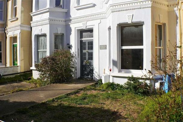 Cambridge Road,worthing, BN11 - Photo 1