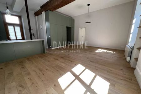 Appartement à louer à Paris 6Ème - Photo 2