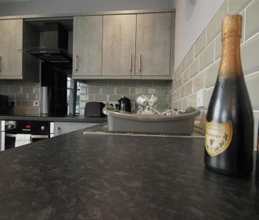 2 bedroom apartment to rent - Photo 6