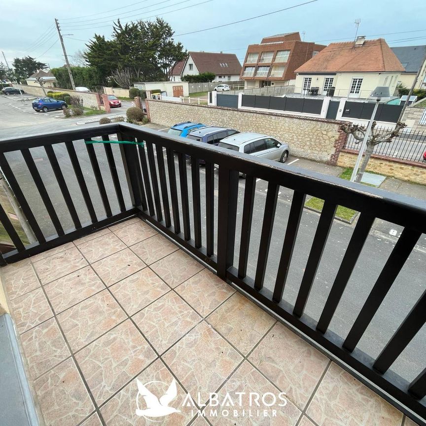 A louer - Appartement T2, 37 m², meublé dans résidence de standing sécurisée, à deux pas de la plage Ouistreham Riva-Bella 14150 - Photo 1