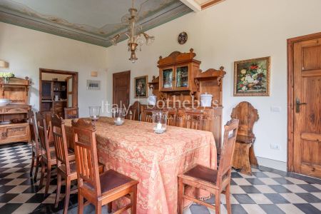 Single Family Home - Photo 5