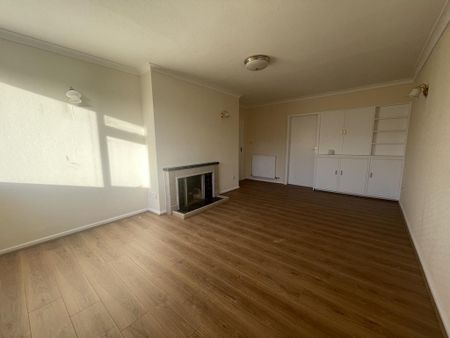 2 bedroom bungalow to rent - Photo 2