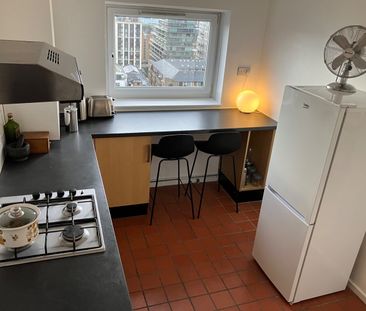 Room in a Shared Flat, Shearsmith House, E1 - Photo 4
