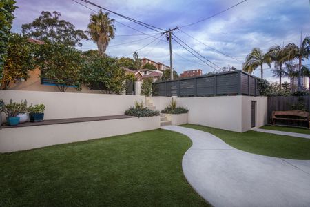 30 Holdsworth Street, Neutral Bay - Photo 2